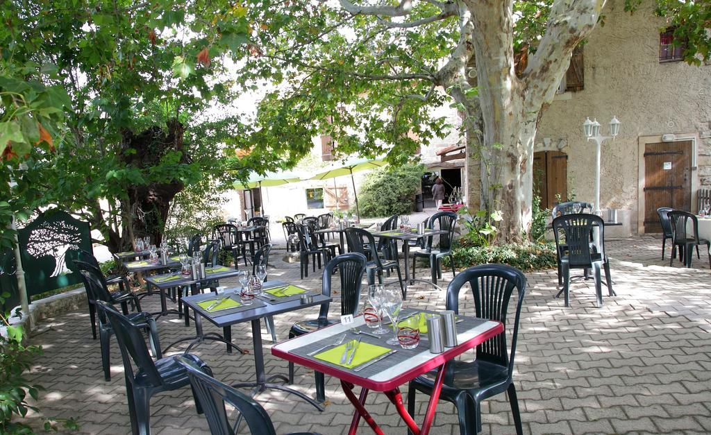 Logis Hotel & Spa Dejeunez Sous L'Arbre Rousset  Dış mekan fotoğraf